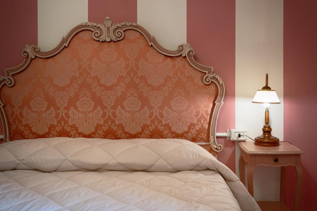 Hotel Rifugio La Foresta Валомброза Екстериор снимка