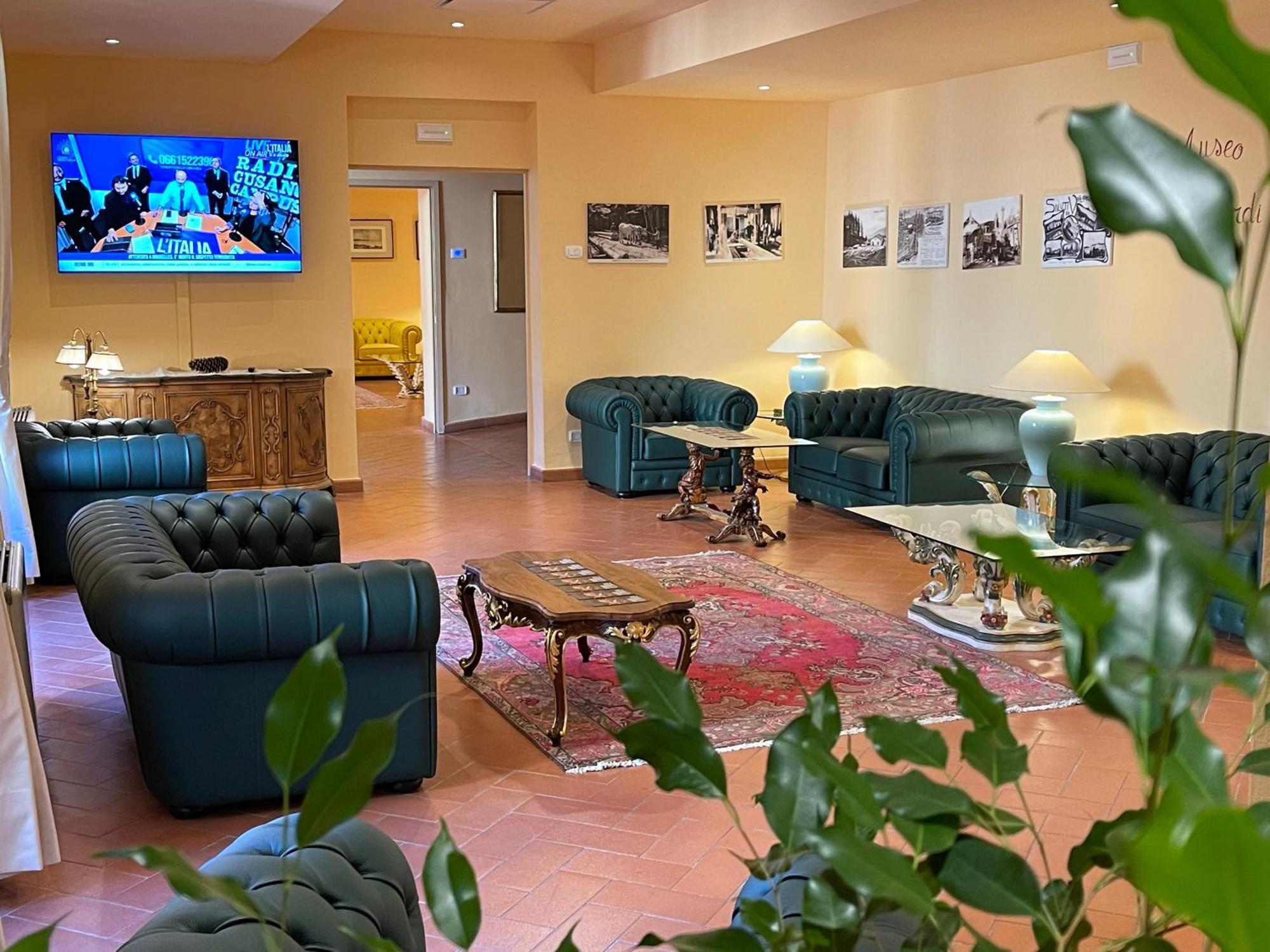 Hotel Rifugio La Foresta Валомброза Екстериор снимка