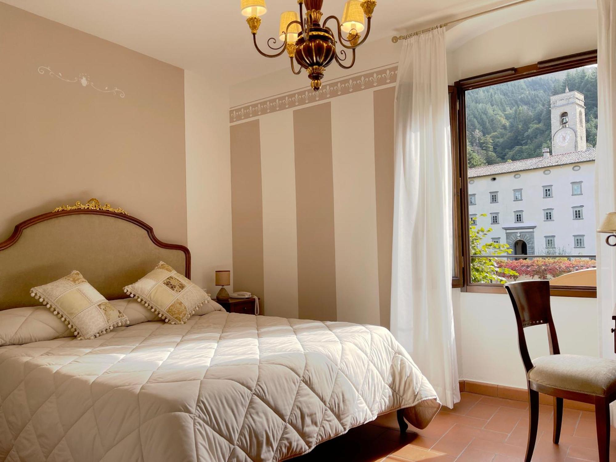 Hotel Rifugio La Foresta Валомброза Екстериор снимка