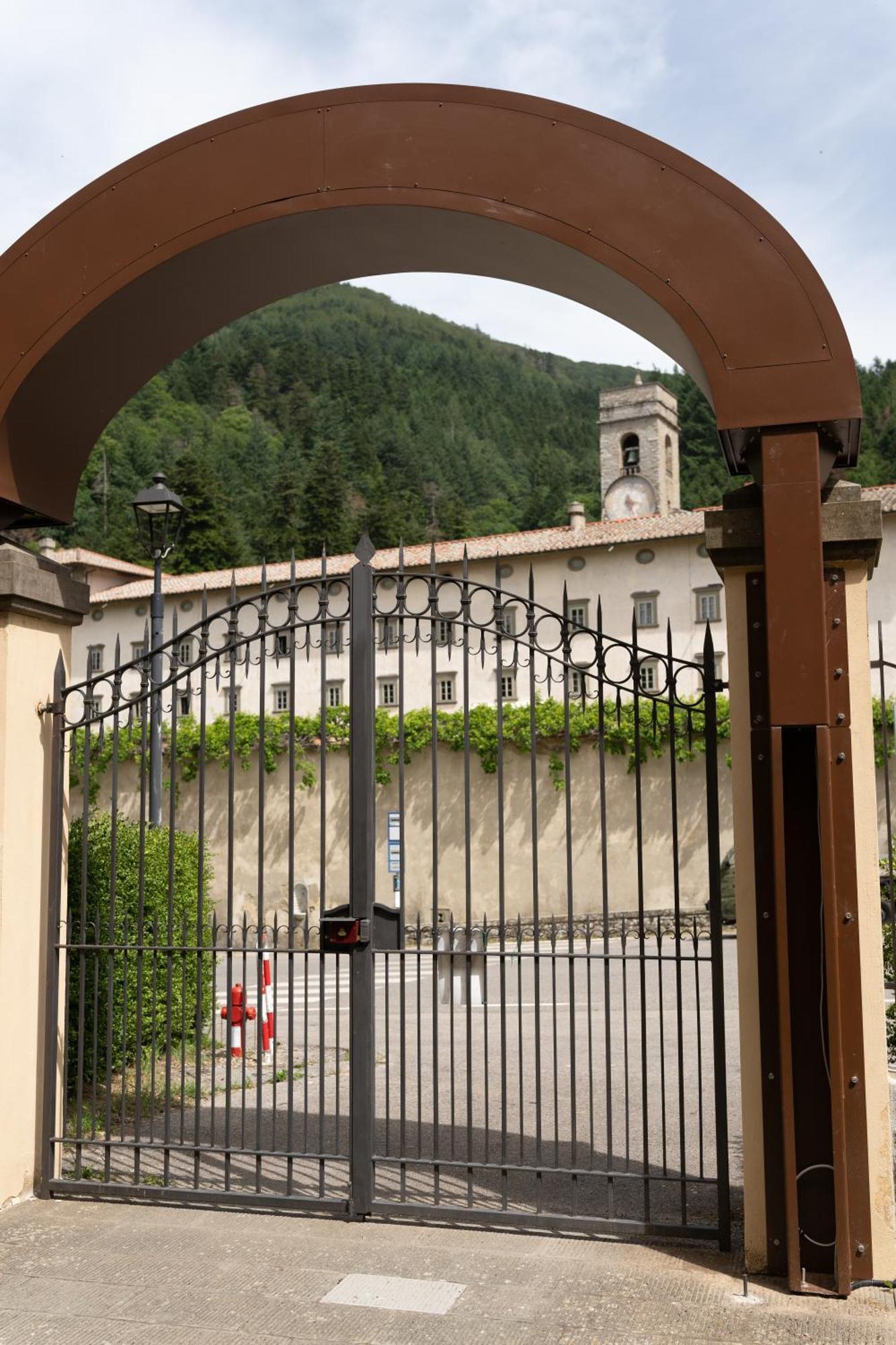 Hotel Rifugio La Foresta Валомброза Екстериор снимка
